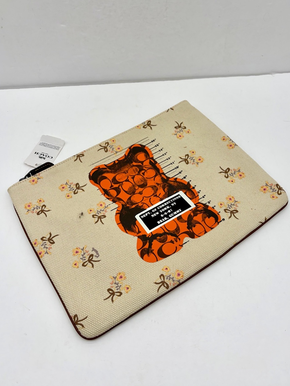 Coach Large Wristlet 30 With Vandal Gummy - Picture 3 of 11